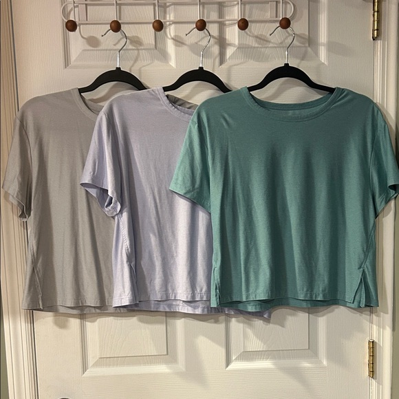 Old Navy Tops - 3 Old Navy Women's Cropped Short Sleeve Tees - Gray, Lavender, Green